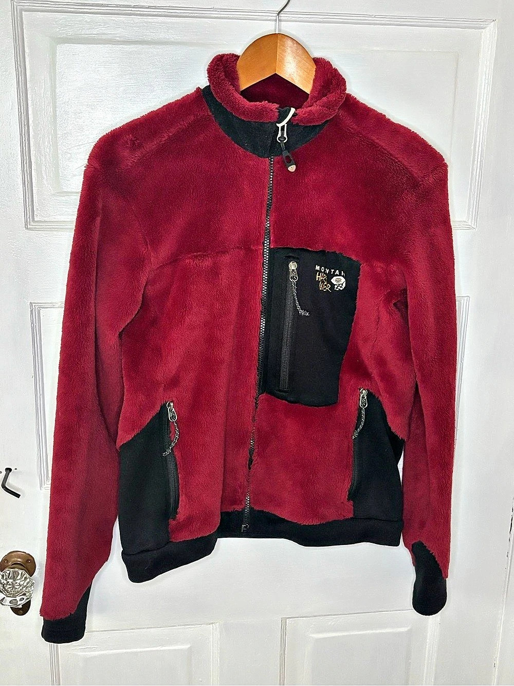 Mountain Hardwear Polartec fleece jacket in Red & Black